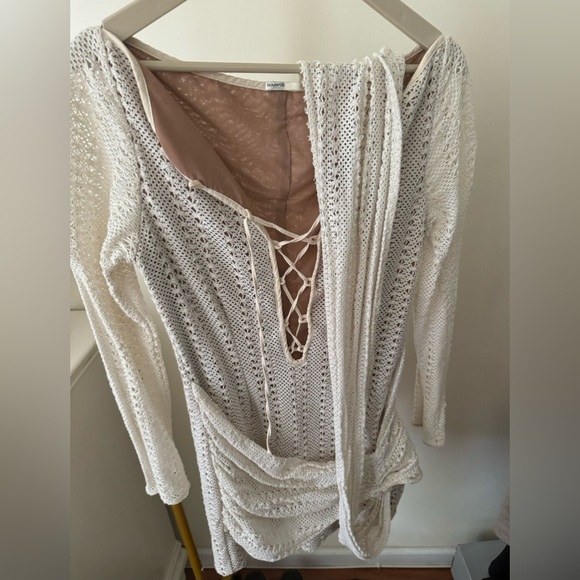 Carmelita Plunge Long Sleeve Knit Minidress | HOUSE OF CB - Picture 4 of 8